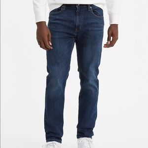 Levies mens 502 tapered fit- like new!